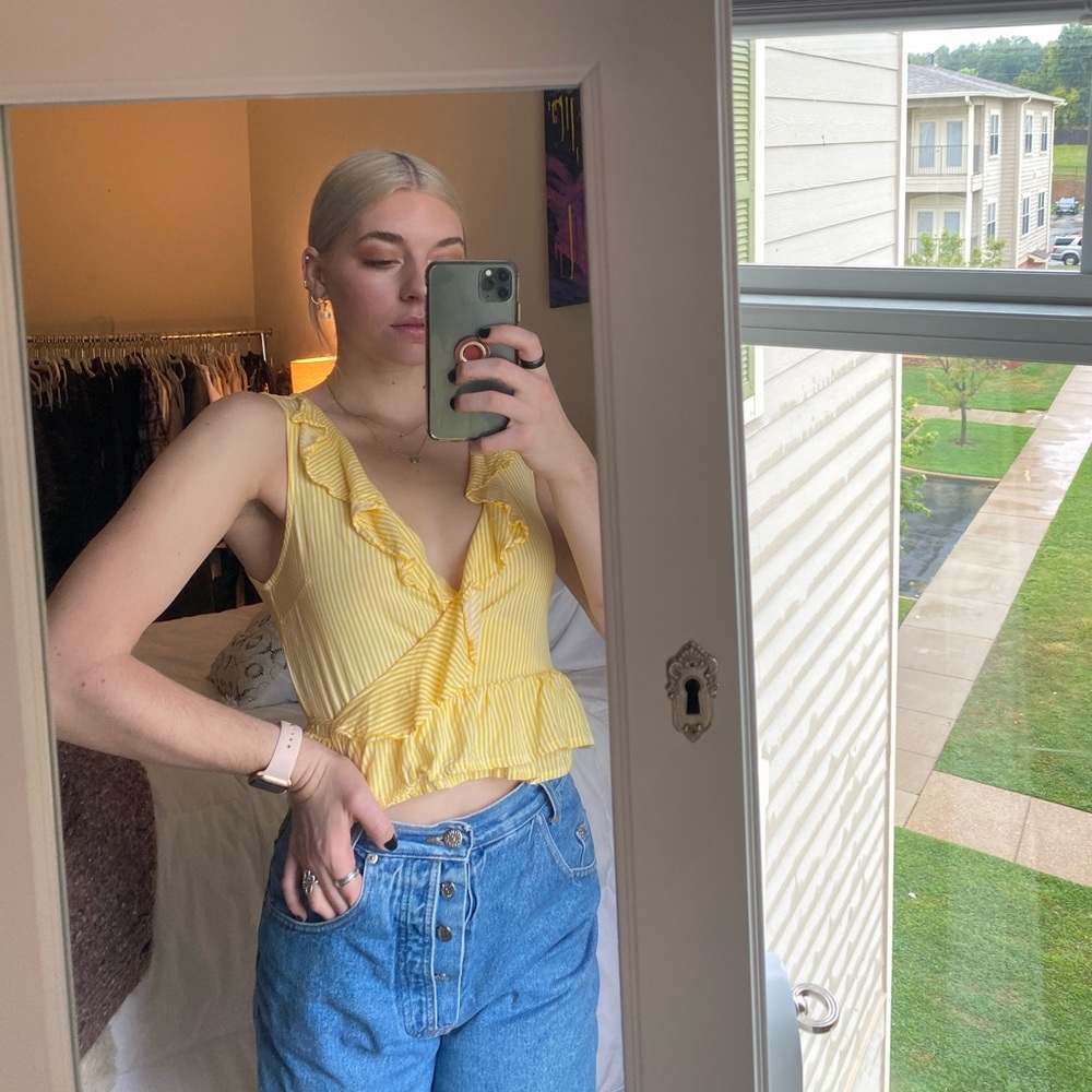 White/yellow striped cut off shirt, small, ruffles